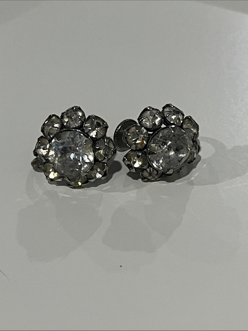 Coro Silver-Tone Clear Crystal Cluster Stud Clip On Vintage Earrings - Gorgeous!